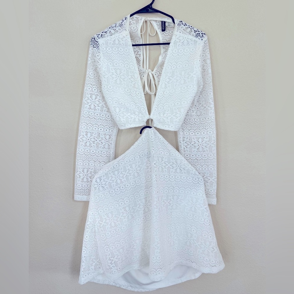 H&M DIVIDED Beach White Cutout Embroidered Dress Size X-Large